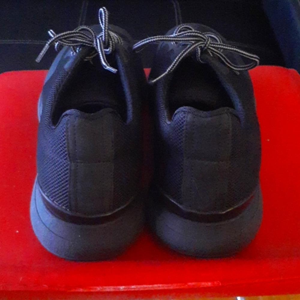 Intensi Shoes - Picture 2 of 8